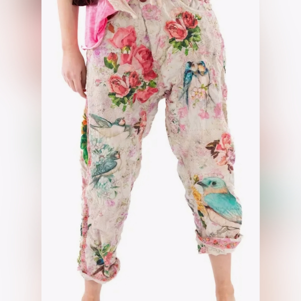 **COVETED**Magnolia Pearl Minor crop pants ( birds, roses &♡)